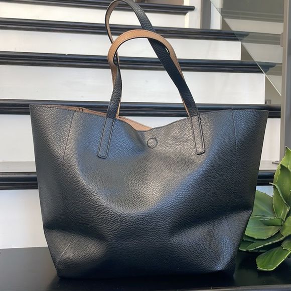 tote bag extra large shoulder bag  like new back and tan - Picture 2 of 8